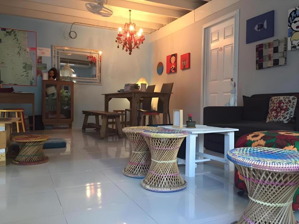 Hua Hin Lub Sabai Vandrarhem Exteriör bild