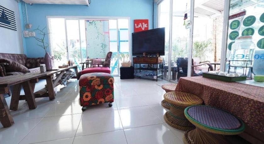 Hua Hin Lub Sabai Vandrarhem Exteriör bild